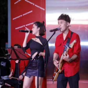 Ca sĩ, nhạc công band nhạc Acoustic