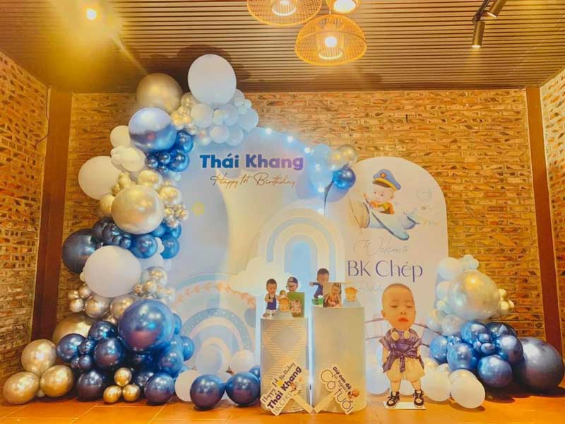Dịch vụ trang trí thôi nôi - Trang trí tiệc sinh nhật chuyên nghiệp