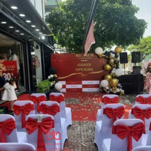 Ghế Banquet nơ đỏ