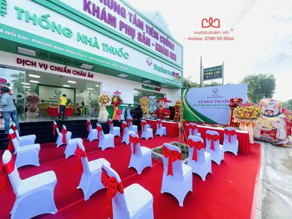 Tổ chức khai trương quận phú nhuận