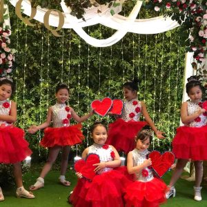 Nhóm múa thiếu nhi